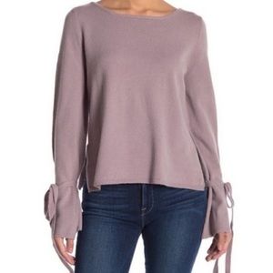 Super cute Cupcakes & Cashmere Sweater with Ties